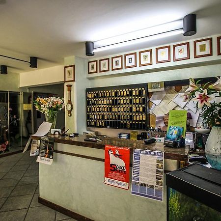 Hotel Minerva Pietra Ligure Ngoại thất bức ảnh
