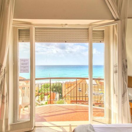 Hotel Minerva Pietra Ligure Ngoại thất bức ảnh