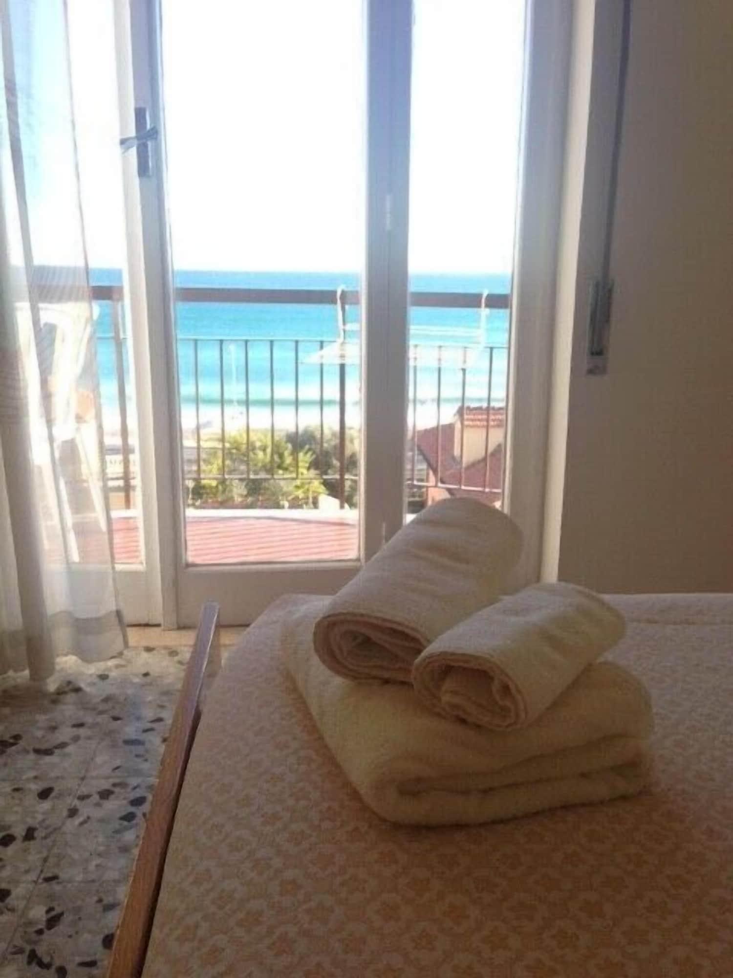 Hotel Minerva Pietra Ligure Ngoại thất bức ảnh