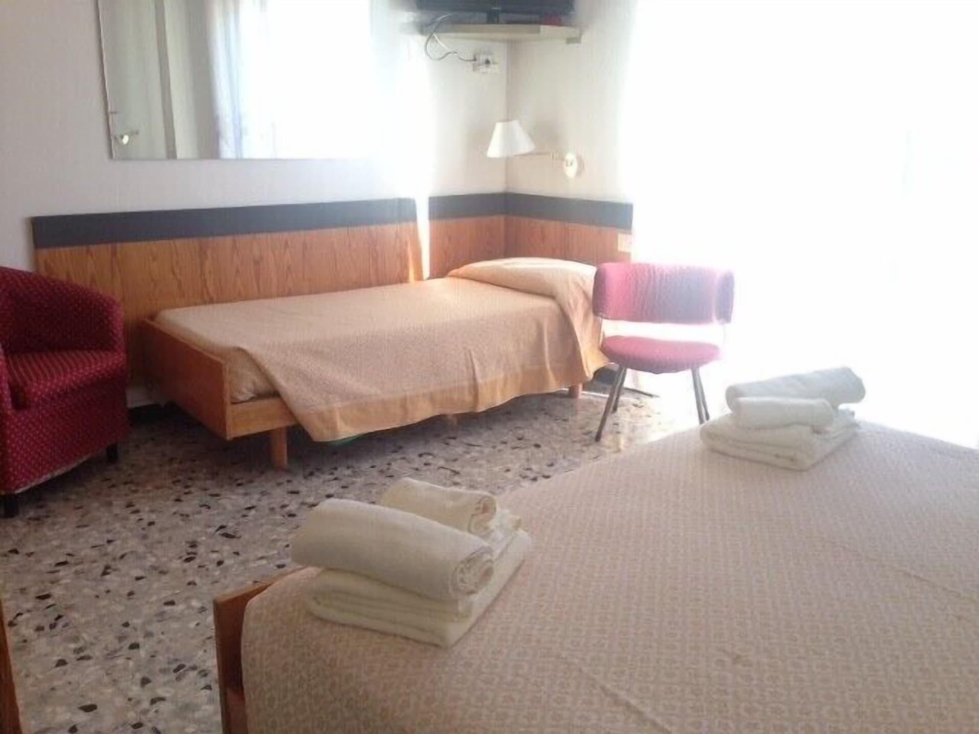 Hotel Minerva Pietra Ligure Ngoại thất bức ảnh