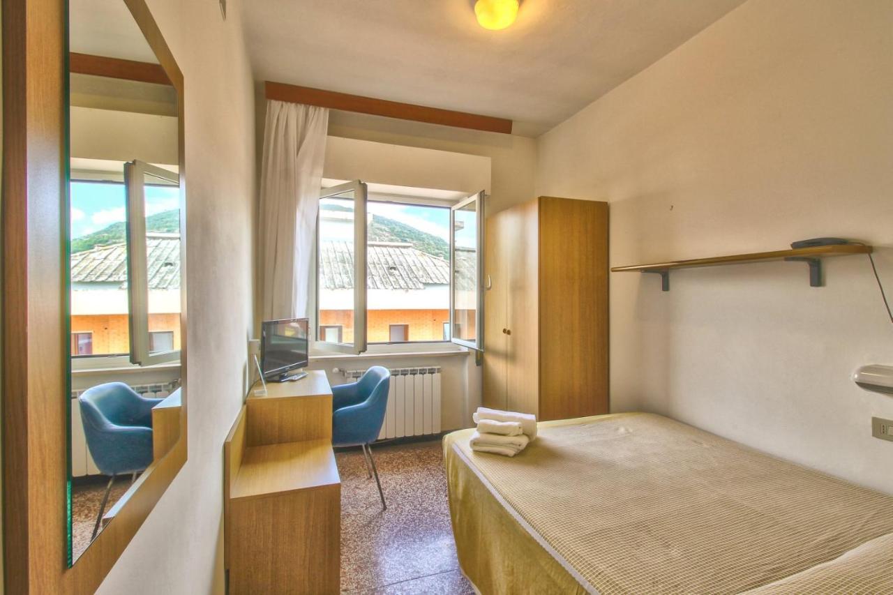 Hotel Minerva Pietra Ligure Ngoại thất bức ảnh